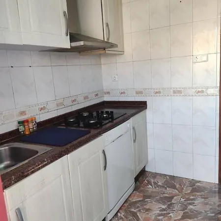 Homestay 27-2 - Комната В Квартире Для Семьи 5 Человек Alicante