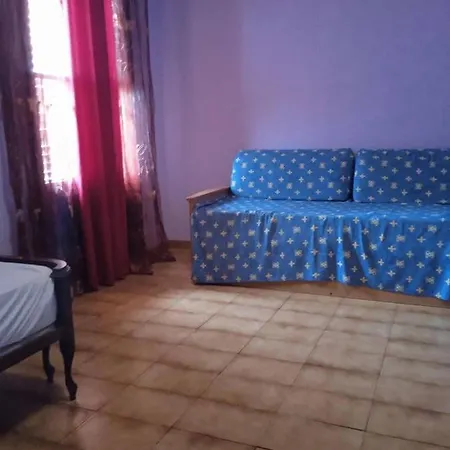 27-2 - Комната В Квартире Для Семьи 5 Человек Homestay Alicante